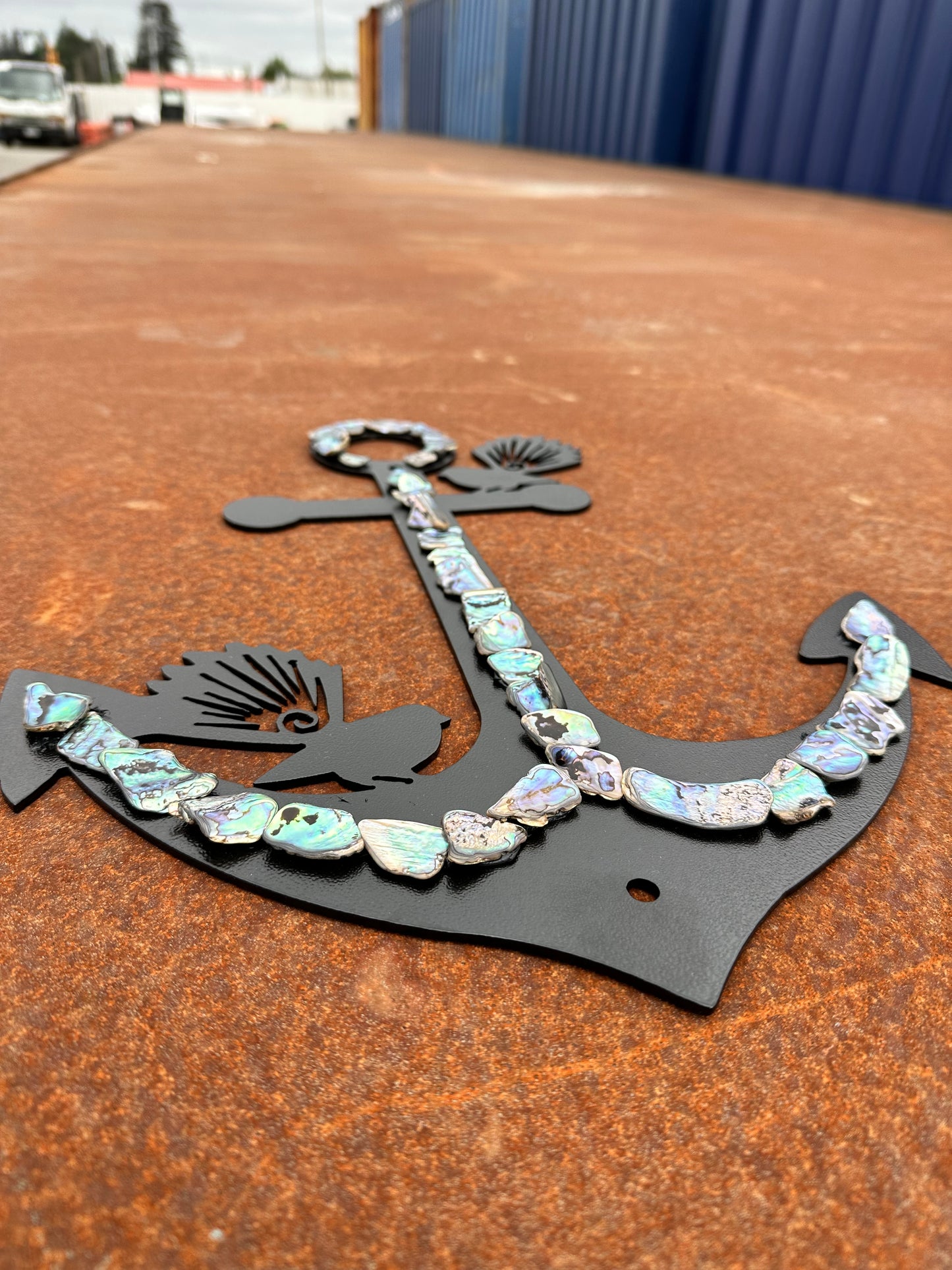 Paua Fantail Anchor
