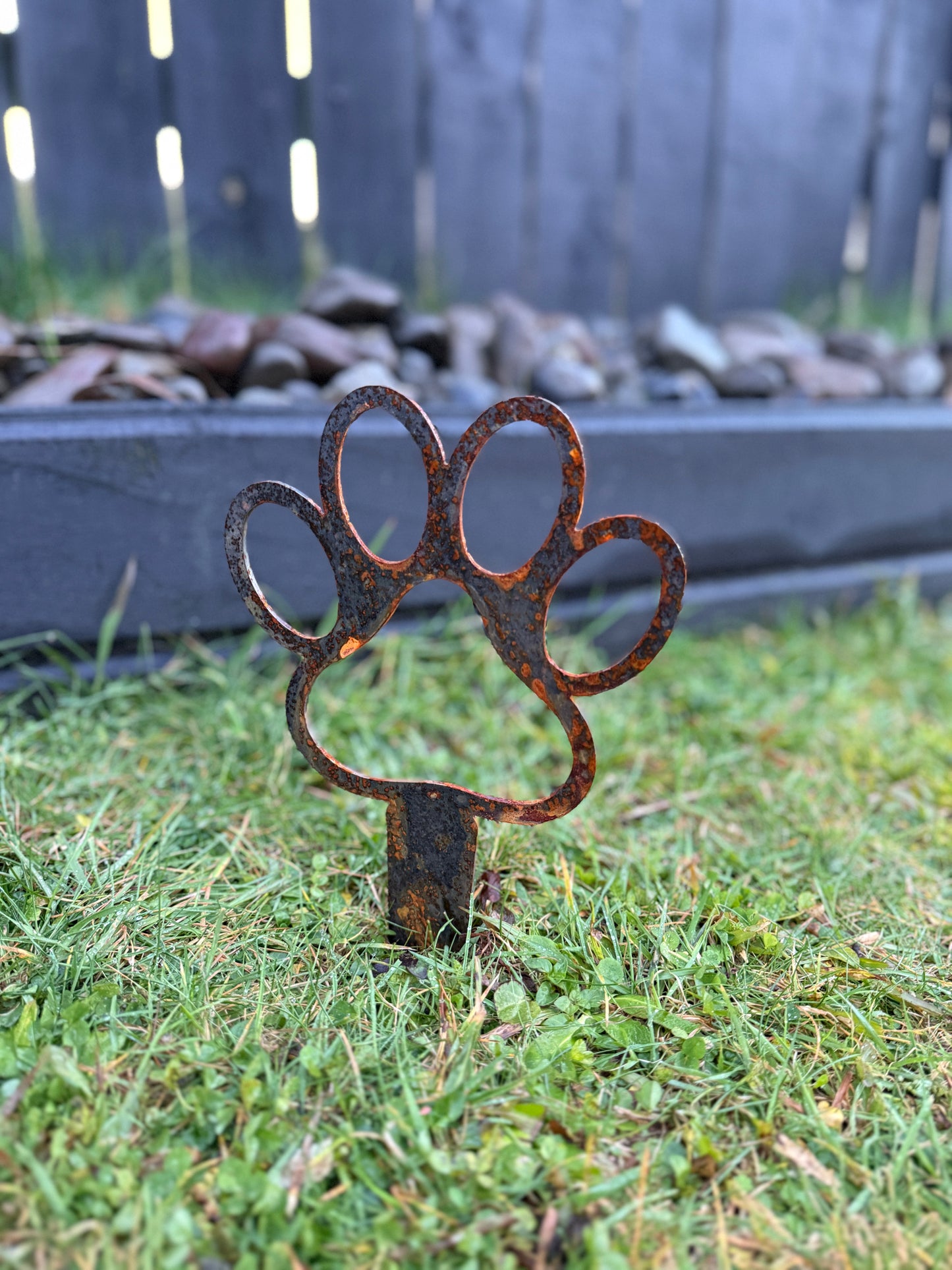Paw Ground Spike