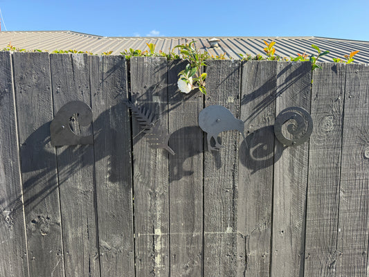 Kiwiana Wall & Garden Hooks