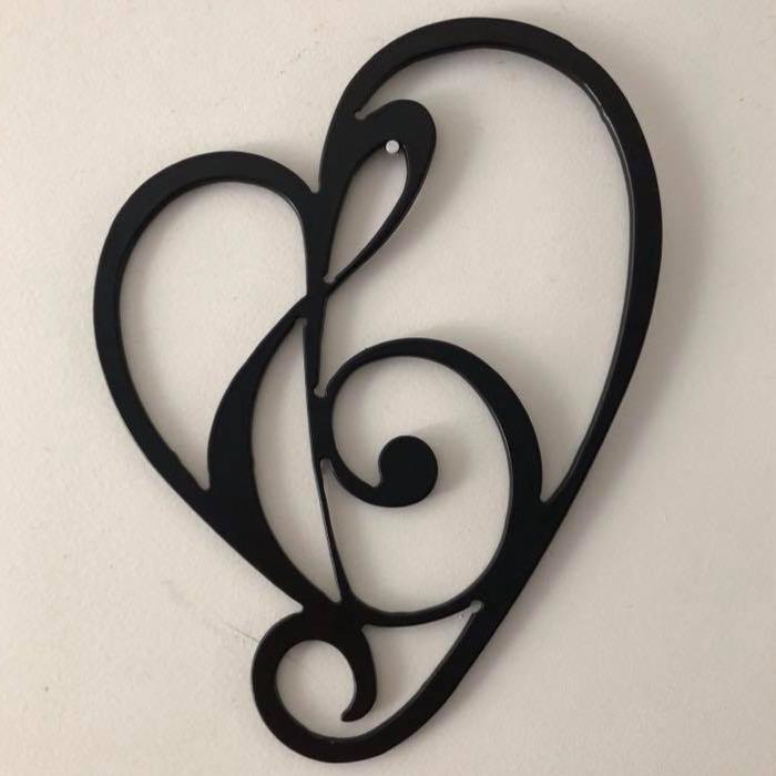 Large Black Treble Heart