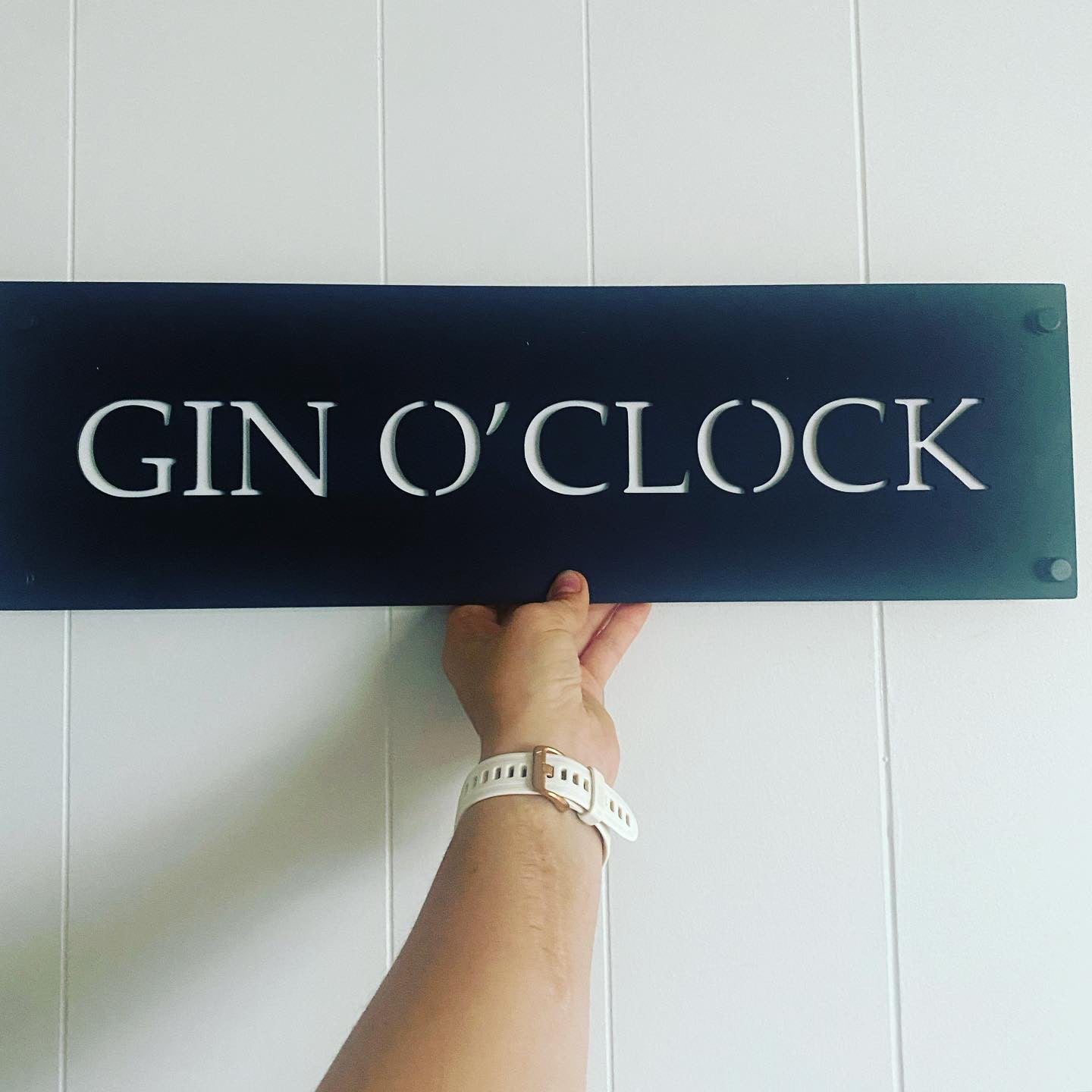 Gin O'Clock Sign